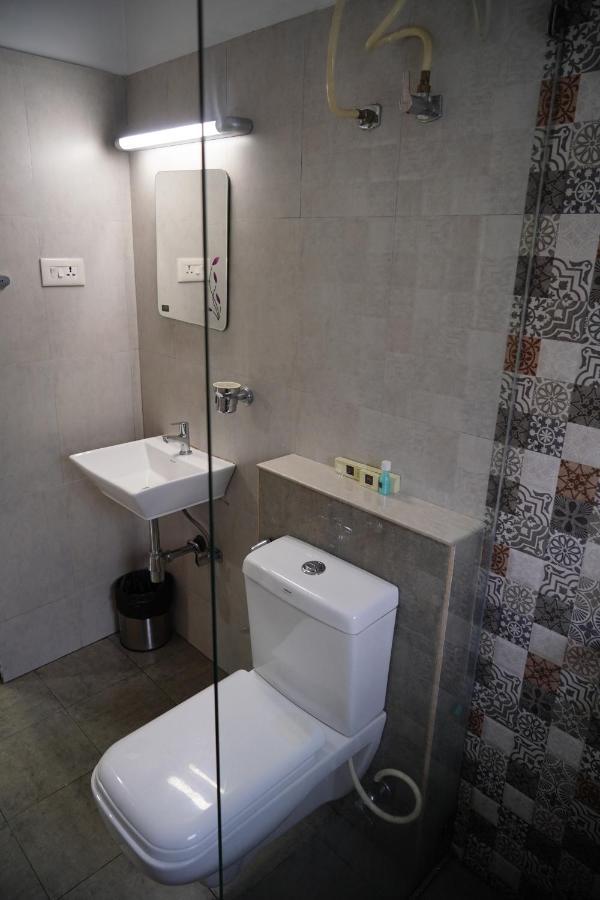 Chandra Inn Kollam Eksteriør bilde